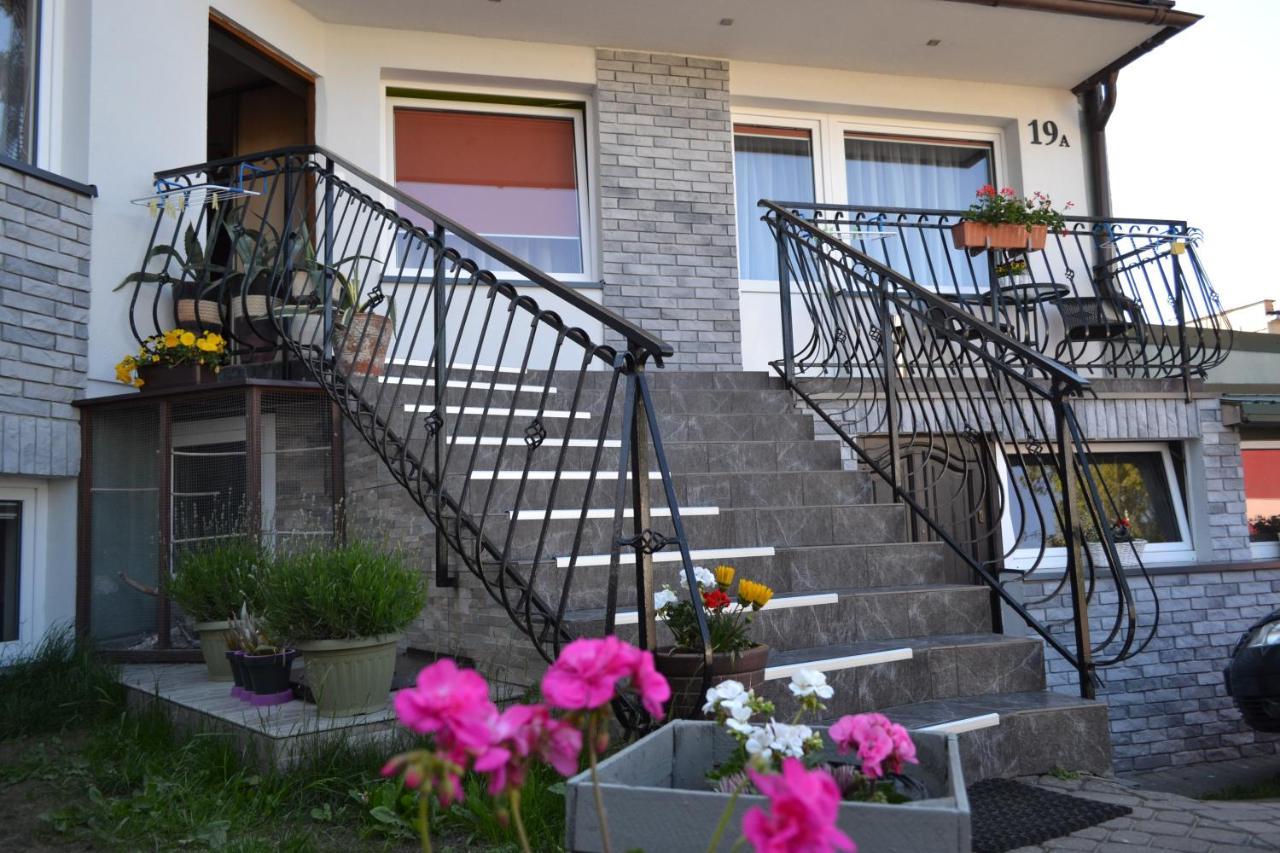 Pokoje Goscinne U Hanki Jastrzębia Góra Exterior foto
